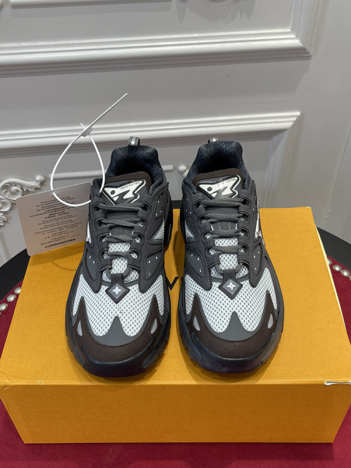 l0vt sneakers