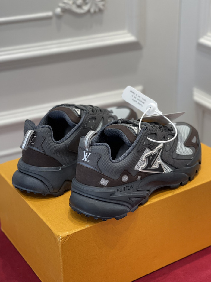 l0vt sneakers