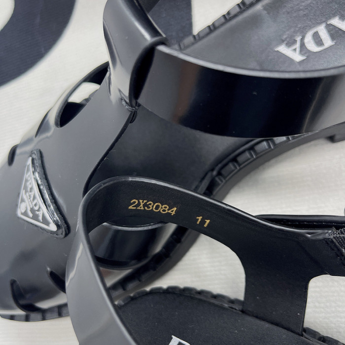 pra*a sandals p068