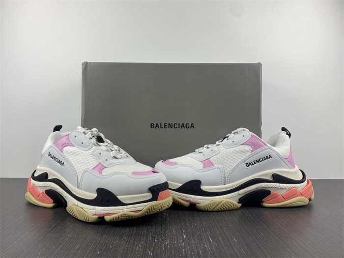 Ba*len*cia*ga Triple S SNEAKER WO90M 5691