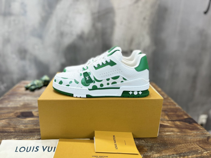 l0vt sneakers