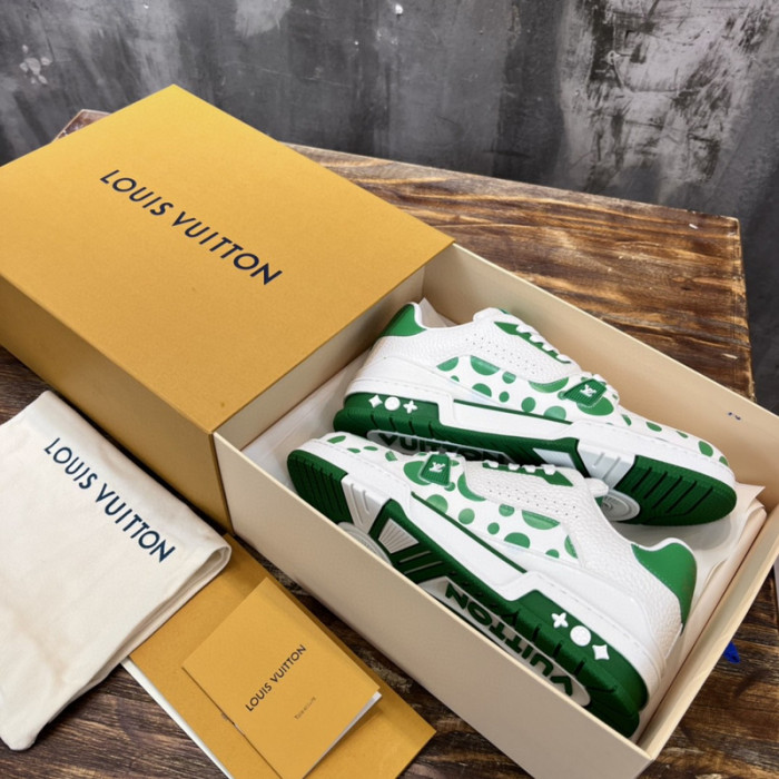 l0vt sneakers