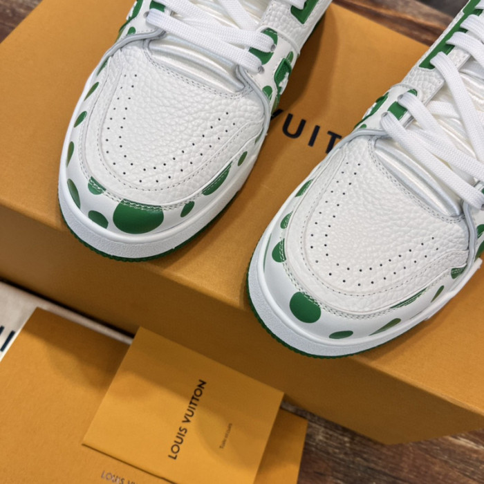 l0vt sneakers