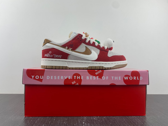 nike dunk low se 85 chrismas do9457-112