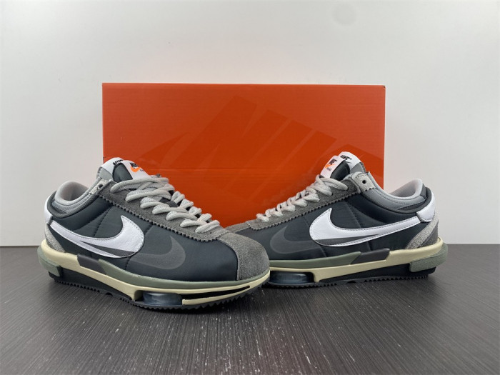 sacai x air zoom cortez sp 4.0 dq0581-001