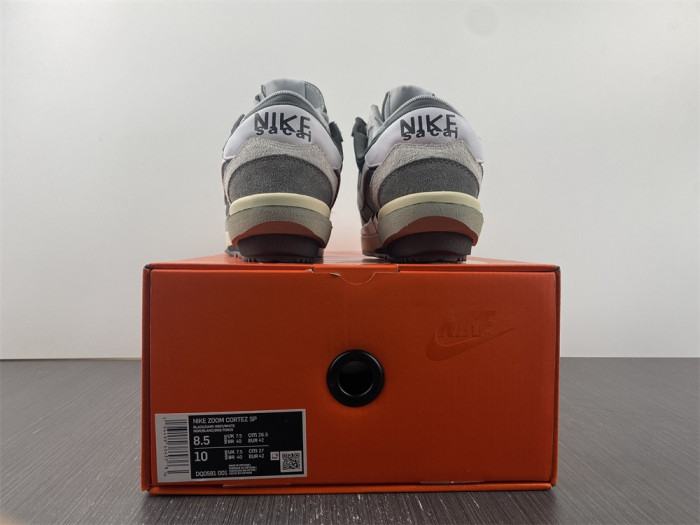 sacai x air zoom cortez sp 4.0 dq0581-001
