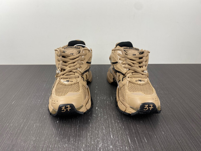 Ba*len*cia*ga RUNNER W1RAB 0125
