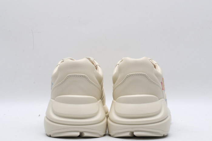 G*u*i ACE EMBROIDERED LOW-TOP SNEAKER E2358