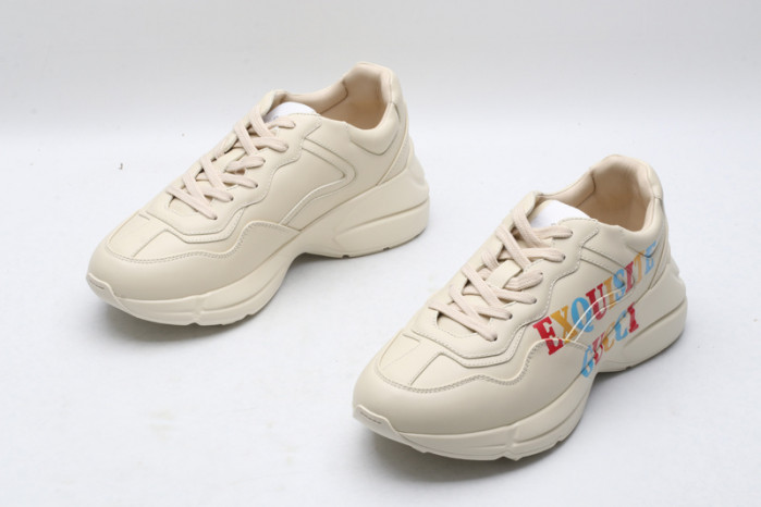 G*u*i ACE EMBROIDERED LOW-TOP SNEAKER E2358