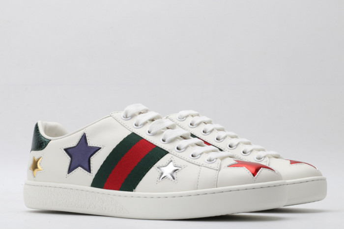 g*u*i ace embroidered low-top sneaker g096