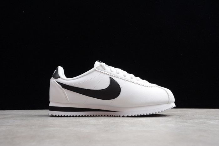 nike classic cortez white black 807471-101