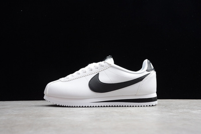 nike classic cortez white black 807471-101