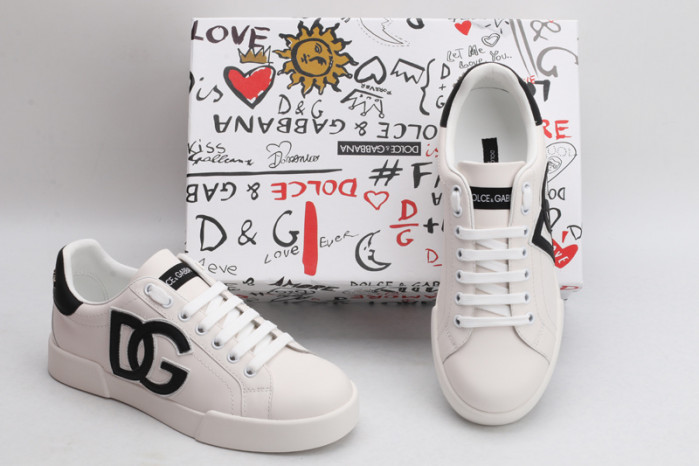 d&g sneakaer d021