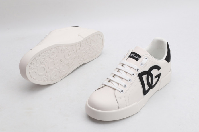 d&g sneakaer d021