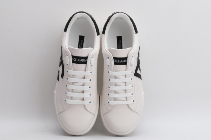 d&g sneakaer d021