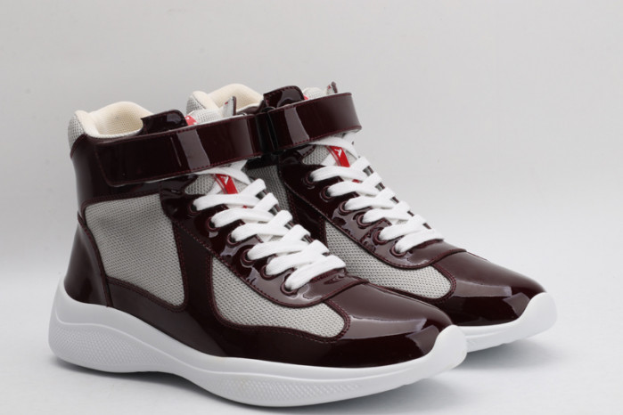 pra*a sneaker p019