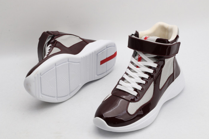 pra*a sneaker p019