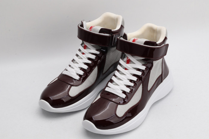 pra*a sneaker p019