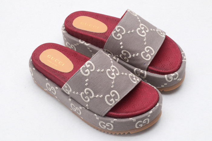 g*u*i sandals d06574