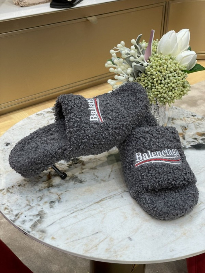 Ba*len*cia*ga Sandals W3R83 5800