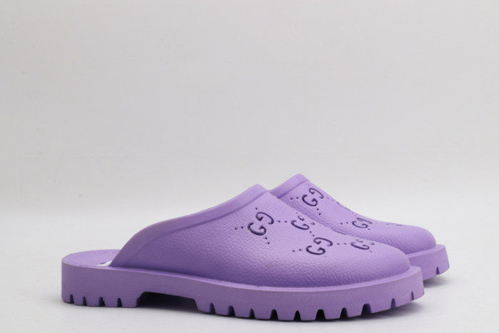 G*u*i SLIDES D6580
