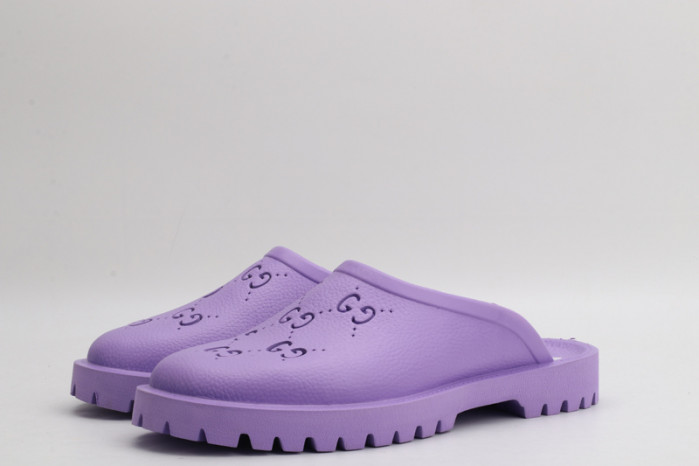 G*u*i SLIDES D6580