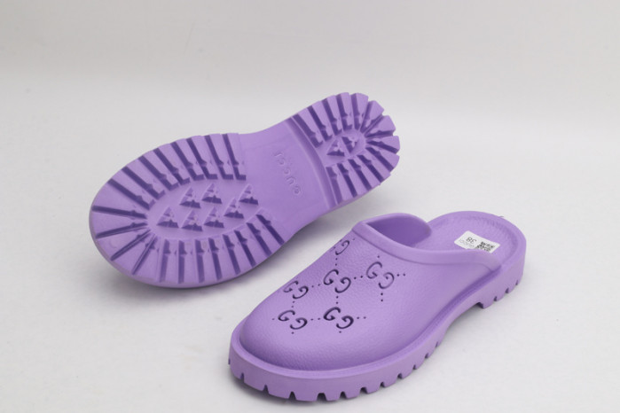 G*u*i SLIDES D6580