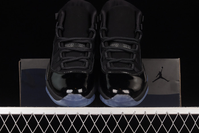 air jordan 11 retro cap and gown 378037-005