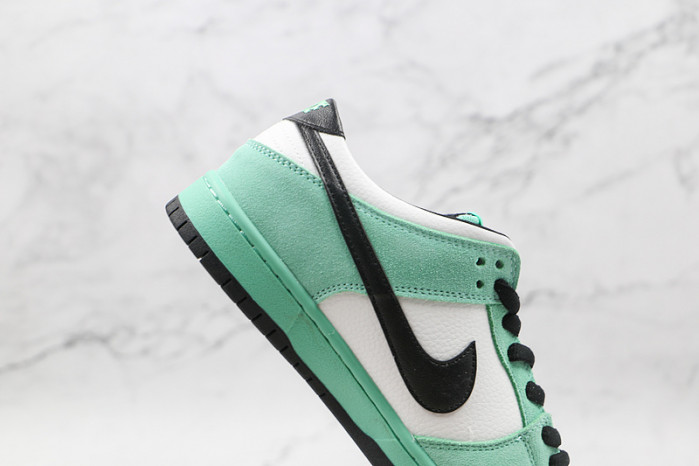 nike sb dunk low sea crystal 819674-301