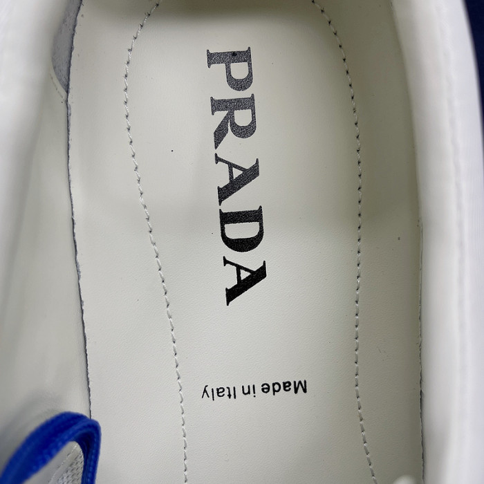 pra*a sneaker p035