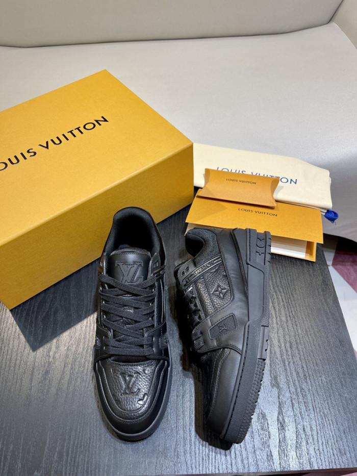 l0vt sneakers