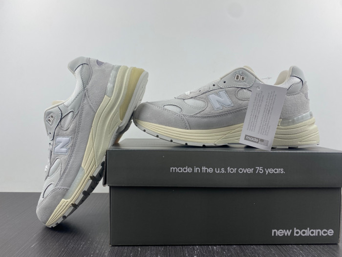 new balance 992 white silver m992md