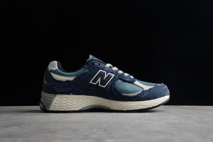 new balance 2002r protection dark navy m2002rdf