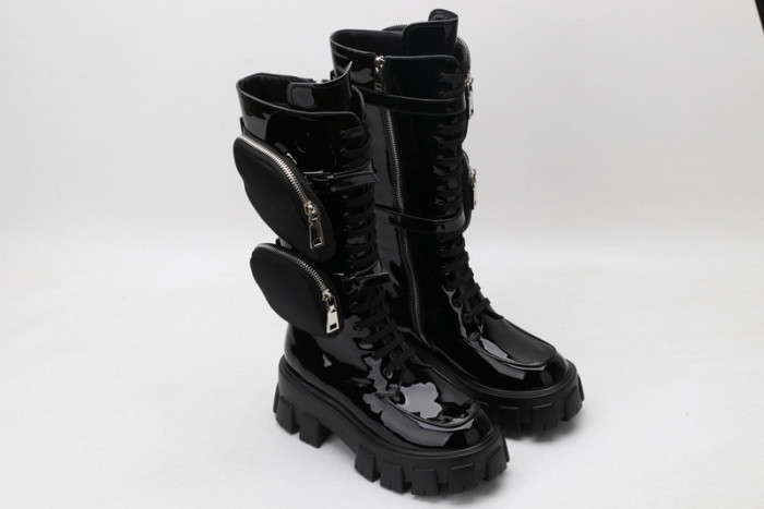 Pra*a BOOTS P028