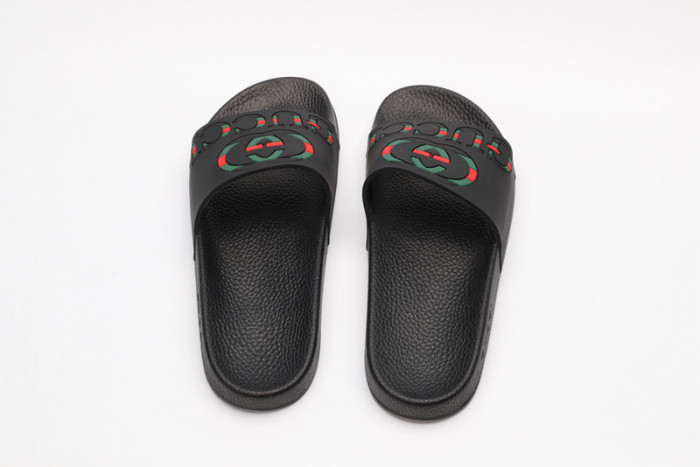 G*u*i SLIPPERS D6587