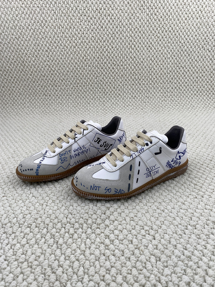 ma*s*n Ma*i*la sneakers