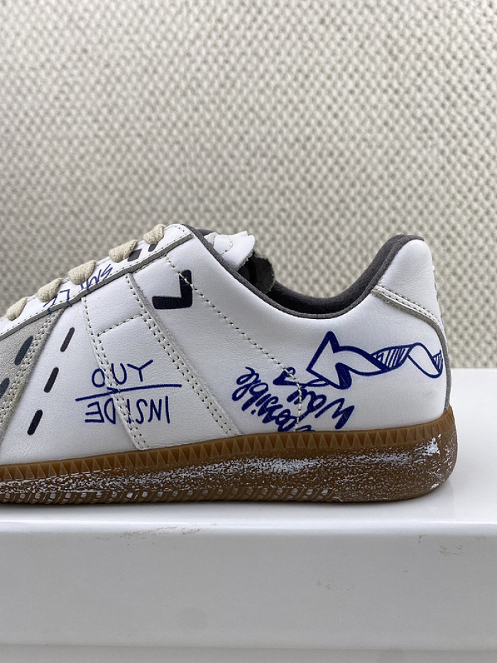 ma*s*n Ma*i*la sneakers