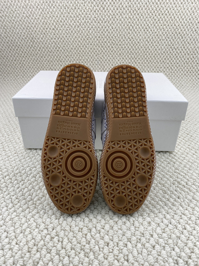ma*s*n Ma*i*la sneakers