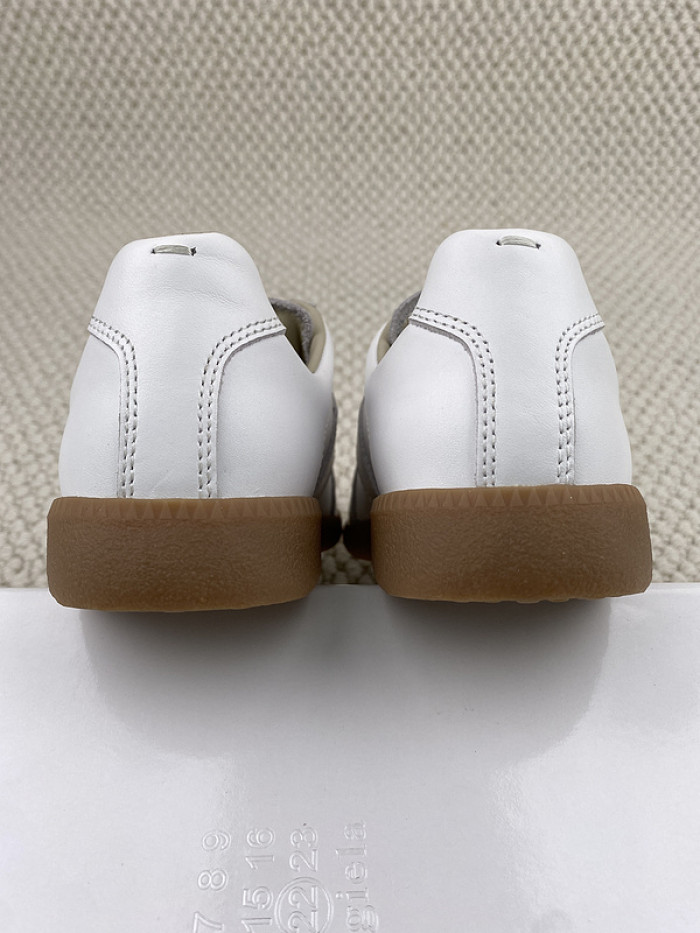 ma*s*n Ma*i*la sneakers