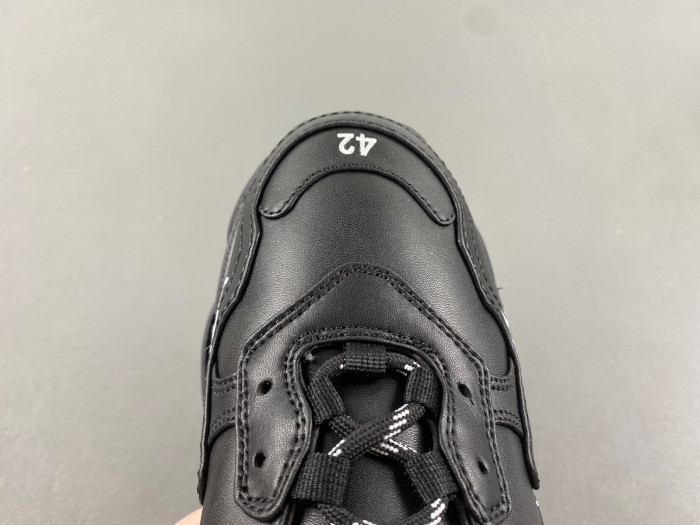 Ba*len*cia*ga triple s sneaker 536737 w2fay 9017