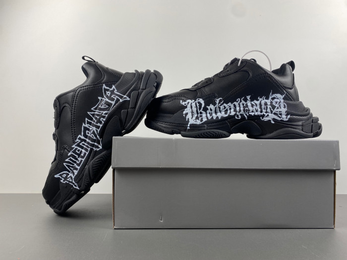 Ba*len*cia*ga triple s sneaker 536737 w2fay 9017