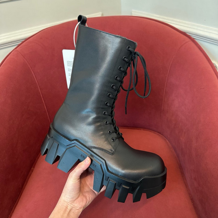 BLCG BOOTS SNEAKERS