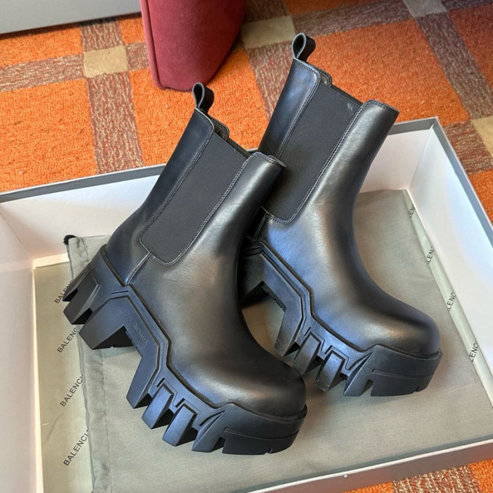 BLCG BOOTS SNEAKERS