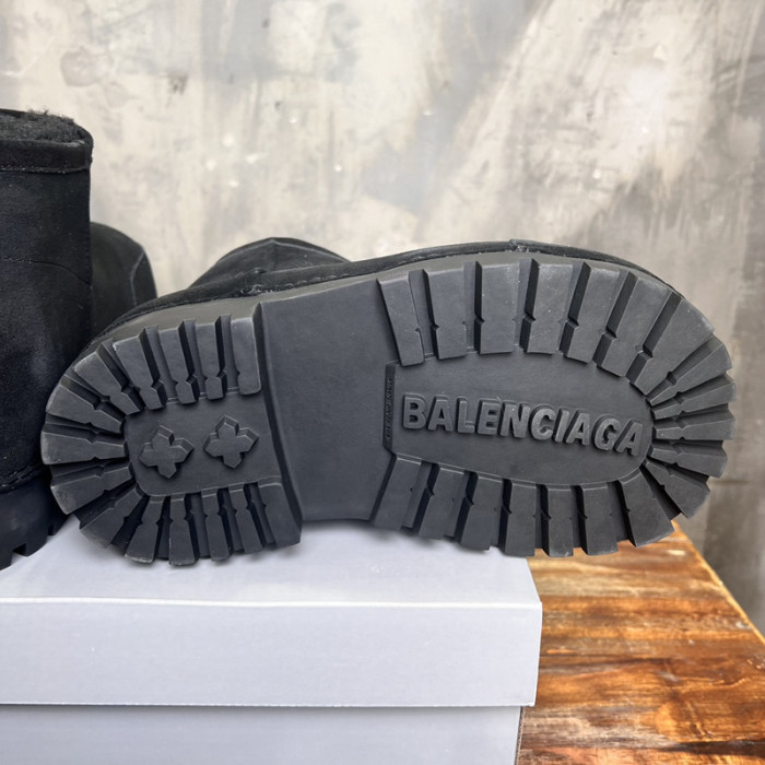 BLCG BOOTS SNEAKERS