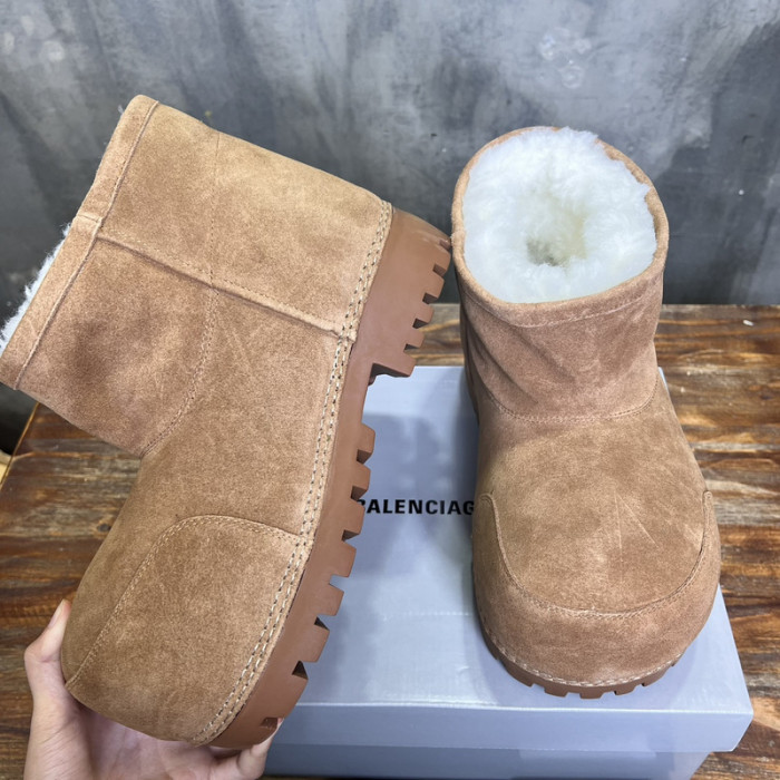 BLCG BOOTS SNEAKERS