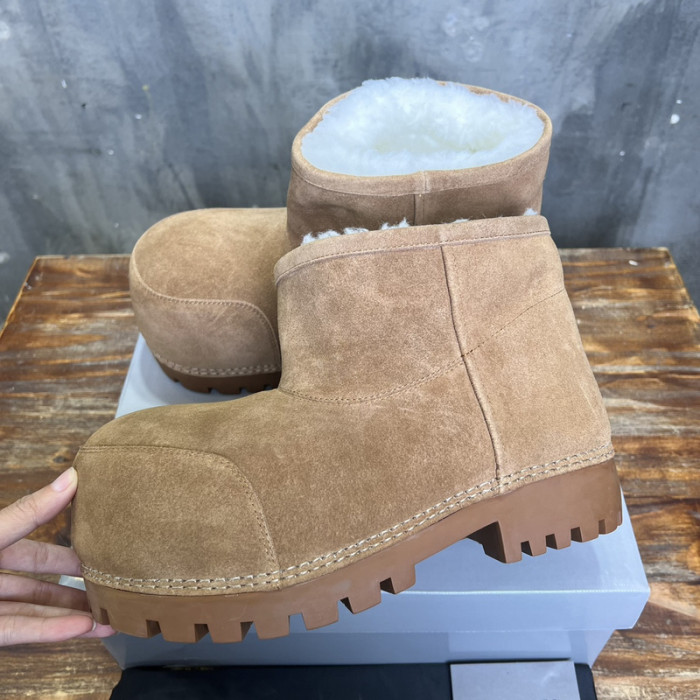 BLCG BOOTS SNEAKERS