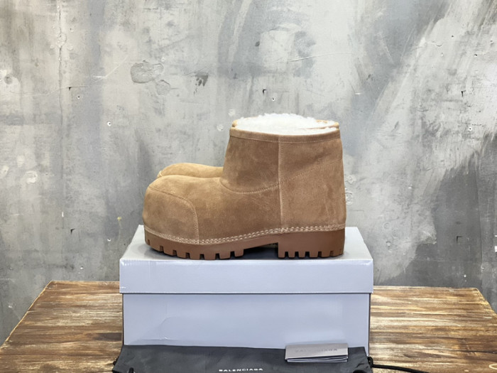 BLCG BOOTS SNEAKERS