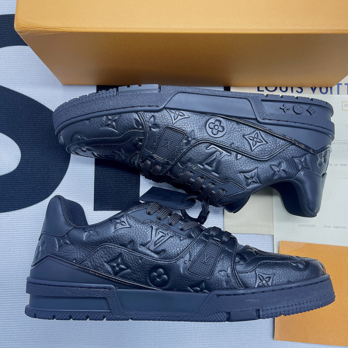 l0vt sneakers
