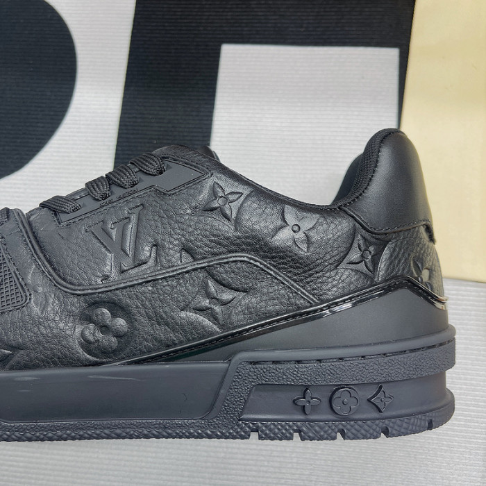 l0vt sneakers