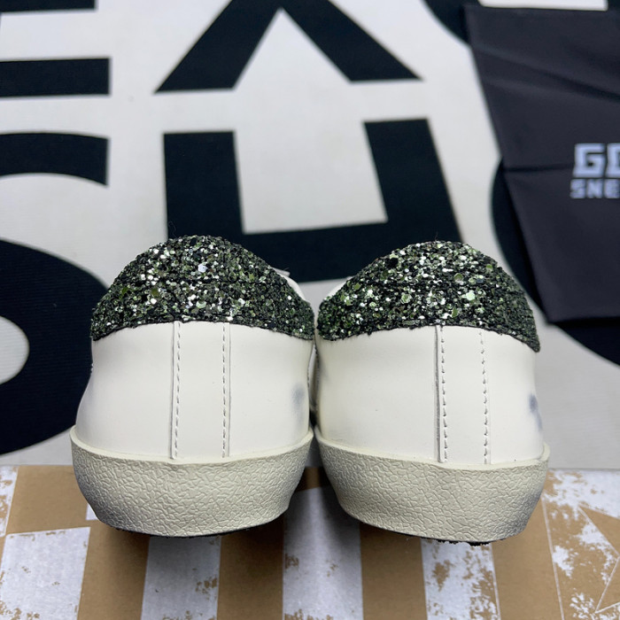 Golden Go*e S*per-Star SNEAKER GG01